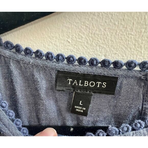 Low Price! Talbots Chambray Blue Embroidered Top – Size Large - Picture 4 of 5